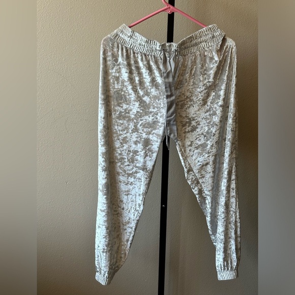 Victoria's Secret Pants - Victoria’s Secret size medium velour silver pants